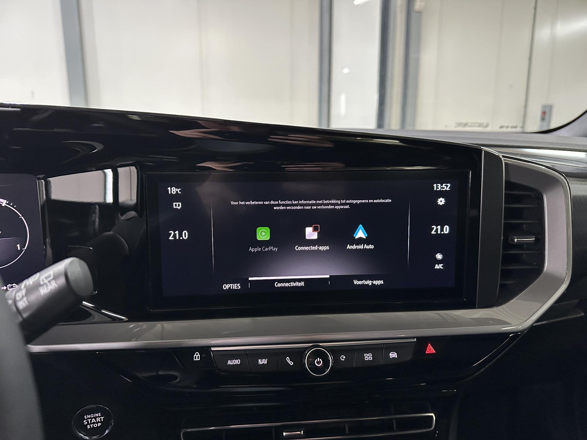 Opel Mokka Electric Long Range Ultimate 54 kWh | Matrix Led, Auto's, Gebruikt, 156 pk, Mokka-e, Alcantara