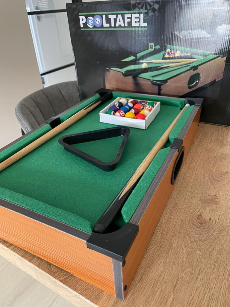 Pooltafel, klein tafelmodel nieuwstaat, Ophalen, Zo goed als nieuw, Pooltafel