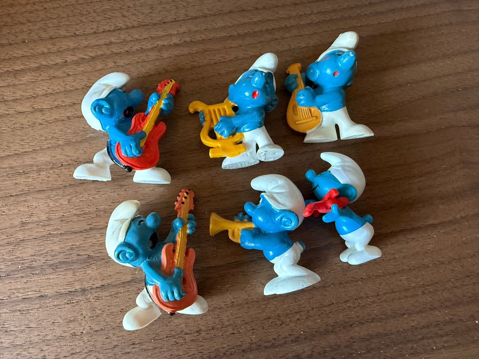 Muzieksmurfen - Set van 6 Smurfen met instrumenten, Verzamelen, Ophalen of Verzenden, Zo goed als nieuw, Muzieksmurf, Poppetje, Figuurtje of Knuffel