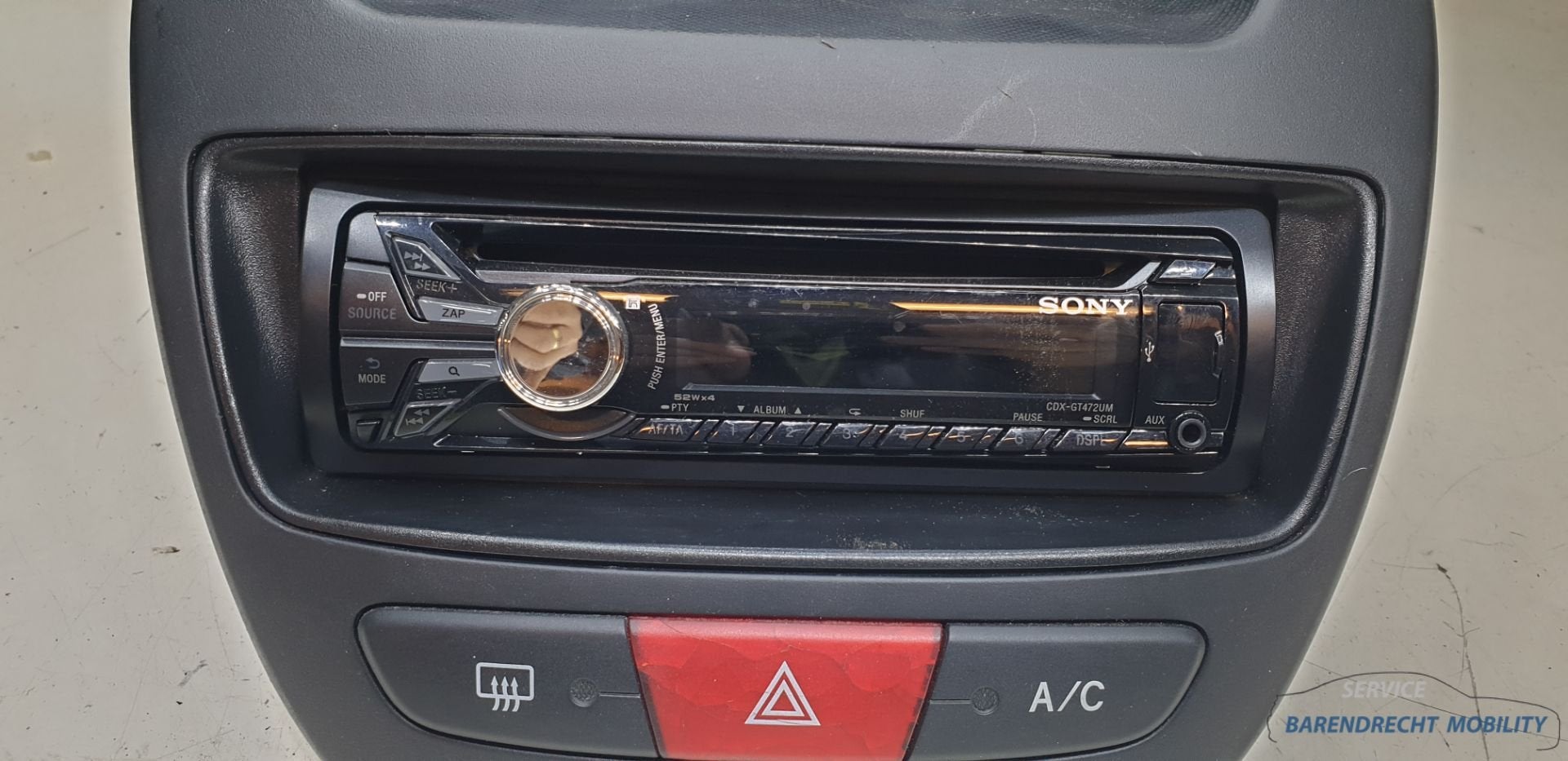 Radioframe met inbouwframe radio CD SONY CDX-GT472UM C1 107, Gebruikt, Citroën, Stellantis N.V., Ophalen of Verzenden