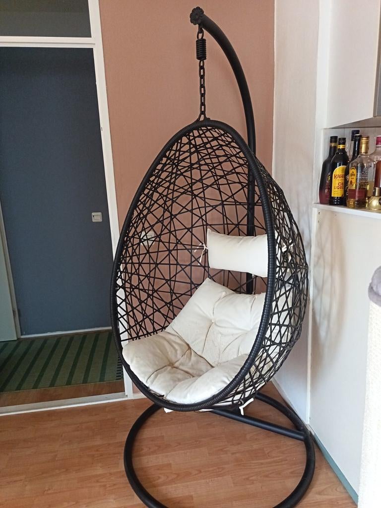 Egg Chair zwart met creme kussens, Ophalen, Gebruikt, Zwart, Eén