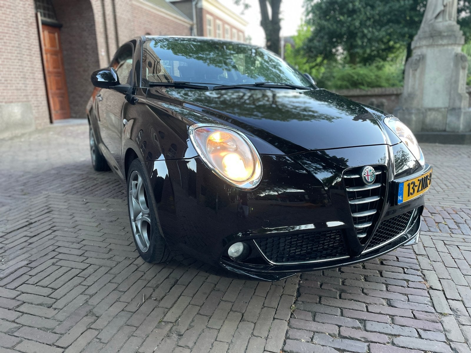 Alfa Romeo MiTo 0.9 Turbo Twin AIR 63KW 2012 Zwart, Auto's, Voorwielaandrijving, Zwart, Handgeschakeld, Onderhoudsboekje