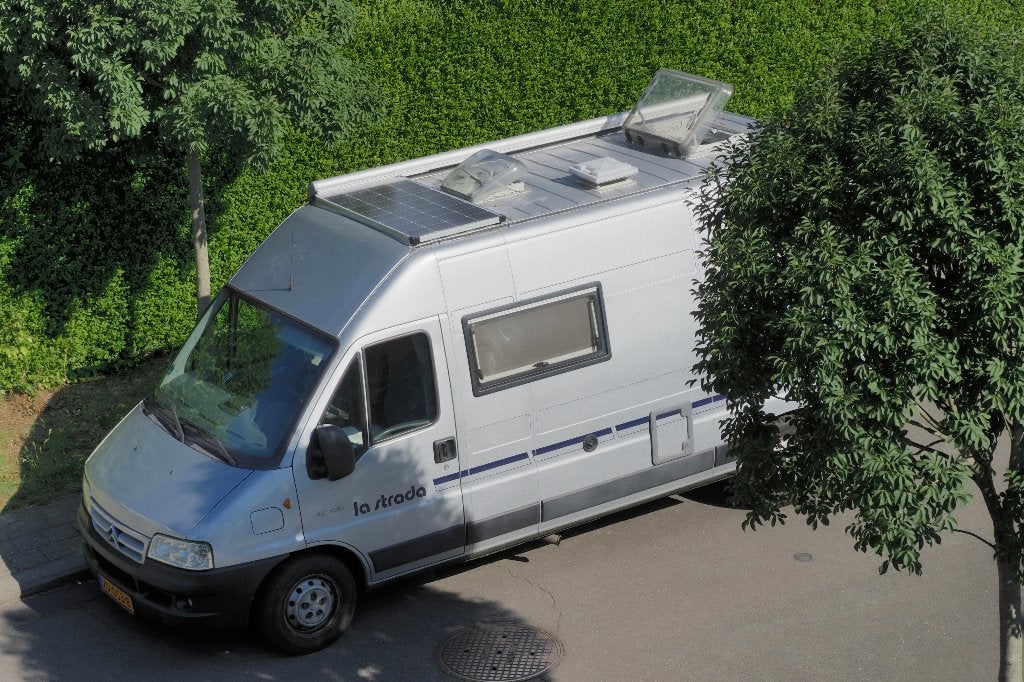 La Strada Avanti buscamper, geheel zelfvoorzienend,reisklaar, Ringverwarming, Fiat, Luifel, Treinzit
