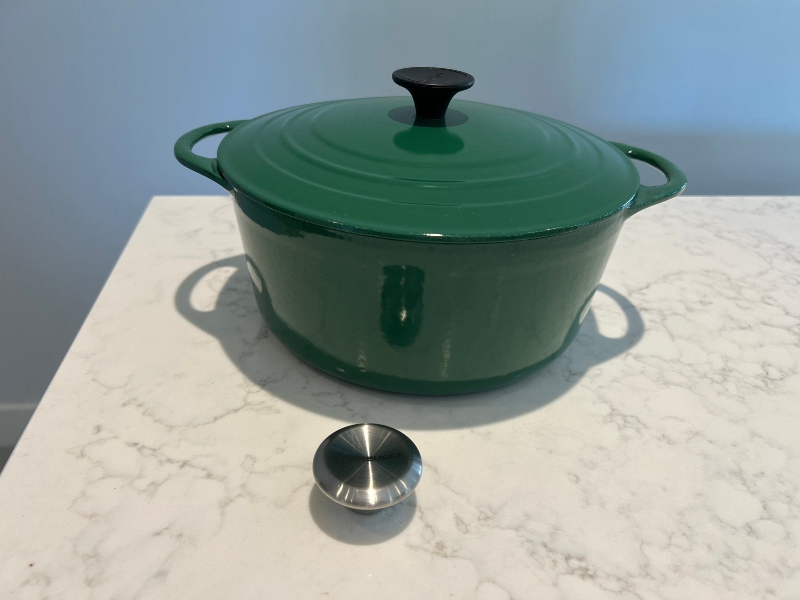 Pracht Cousances par Le Creuset braadpan 23 cm Racing Green, Le Creuset, Ophalen of Verzenden, Zo goed als nieuw, Le Creuset