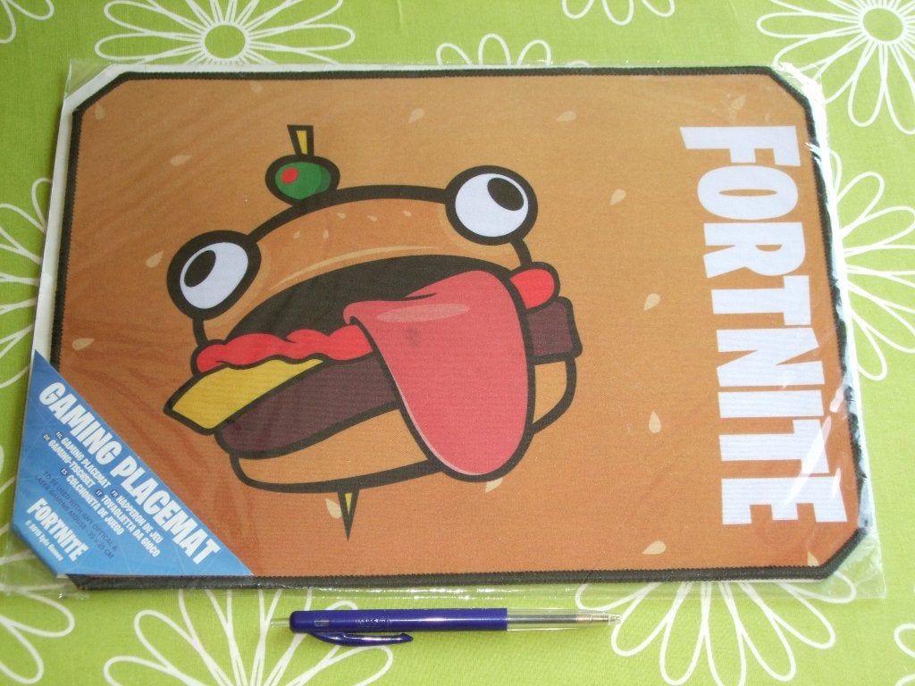 Nieuw in seal: Gaming placemat - Fortnite (35x 25cm), Ophalen of Verzenden, Gaming muismat, Nieuw