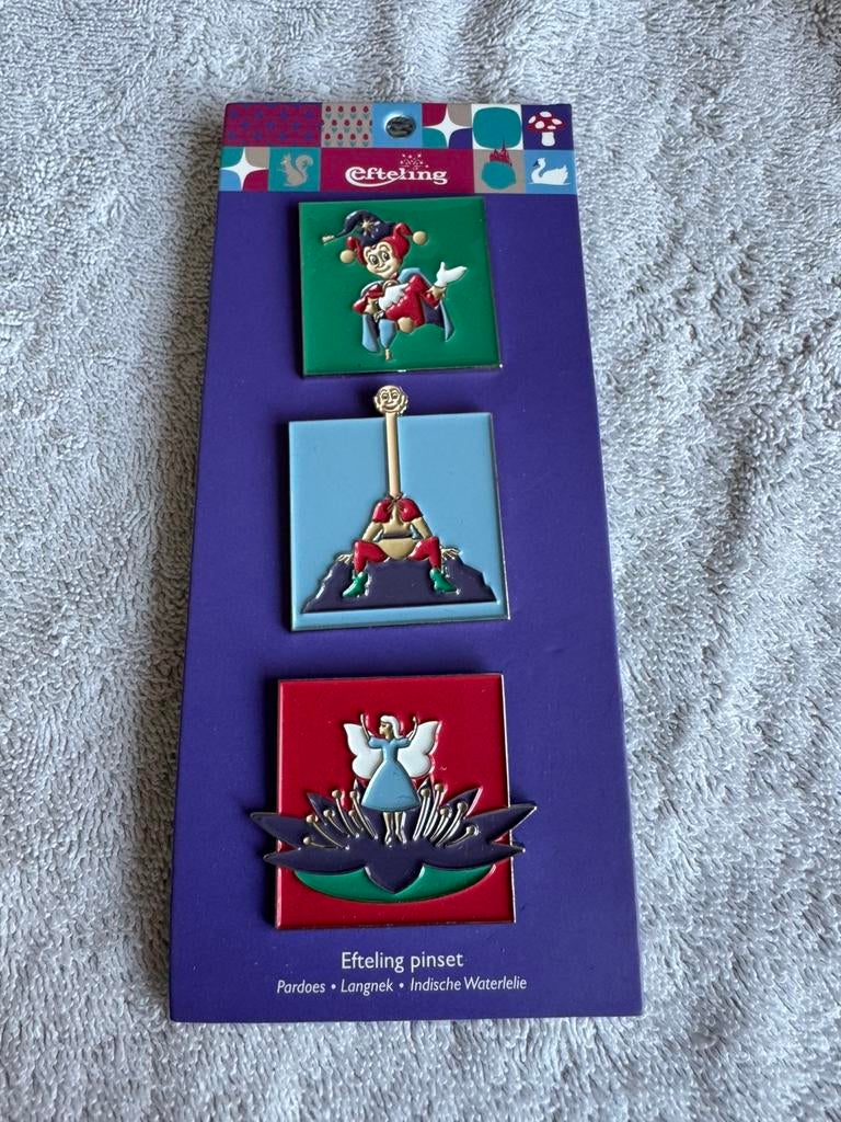 Efteling Pinset Pardoes, Langnek, Indische Waterlelie Nieuw, Verzamelen, Efteling, Ophalen of Verzenden, Nieuw, Button of Speldje