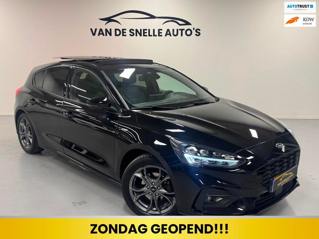 Ford Focus 1.5 EcoBoost Vignale AUTOMAAT/PANO/KEYLESS/B&O/ST, Auto's, Ford, 1304 kg, Gebruikt, Euro 6, Zwart