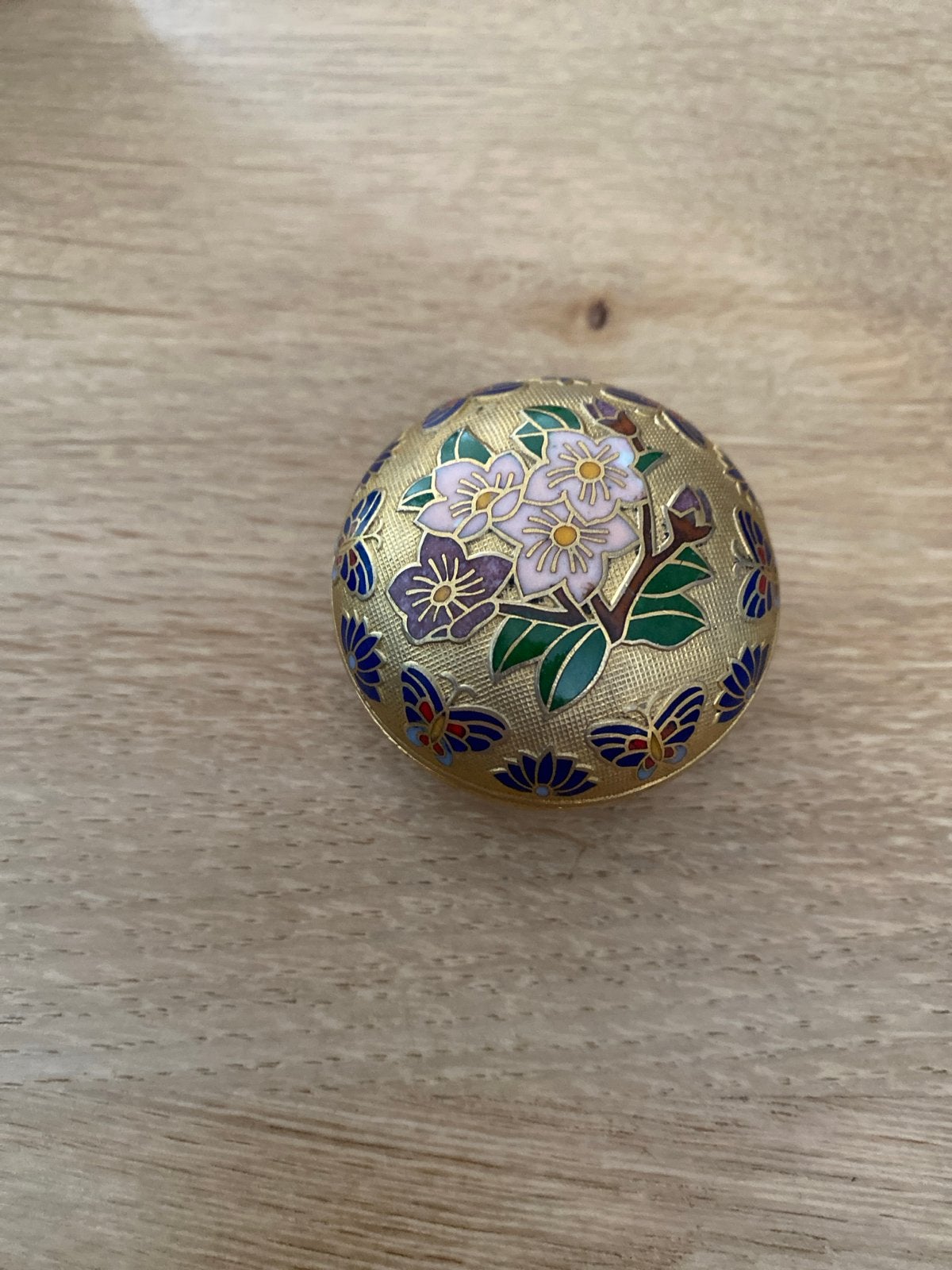 Decoratieve Cloisonné Doosje met Bloemen en Vlinders, Ophalen of Verzenden