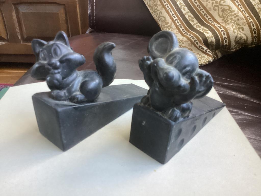 2 rubberen deurstoppers , deurwiggen, Ophalen of Verzenden
