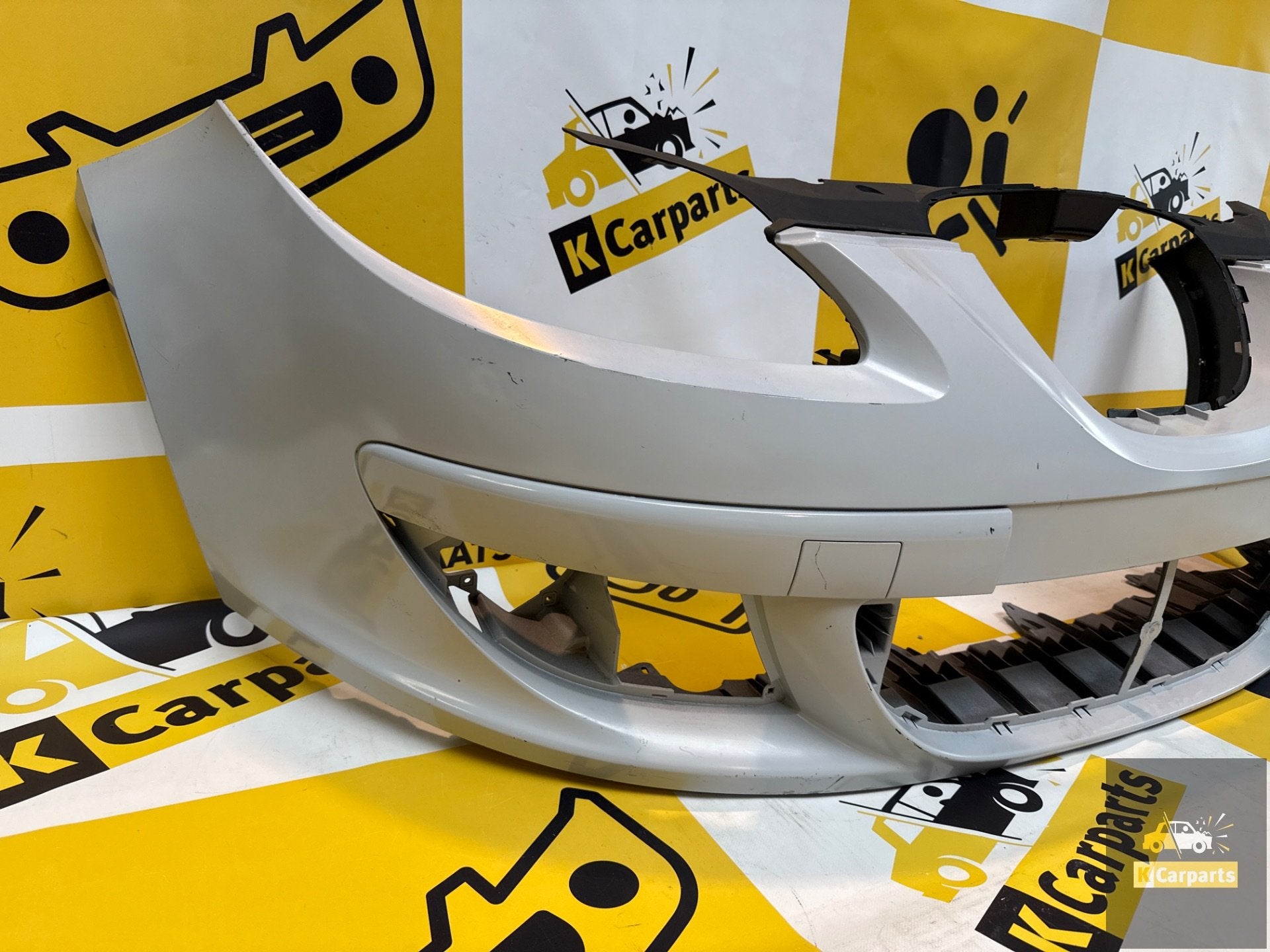 Seat Leon Voorbumper 2009-2012 P0807221M/NC, Info@fabrikant.eu, Ophalen of Verzenden, Bumper, Seat