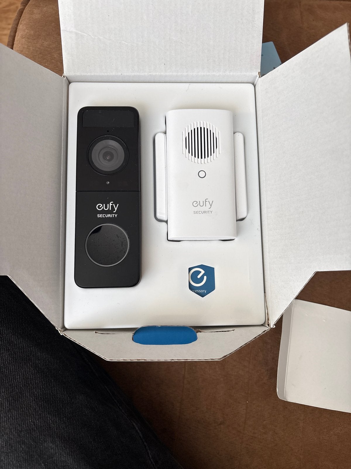 Eufy Beveiligingsset: 2x E220 Cam + C220 Deurbel, Ophalen, Nieuw, Binnencamera