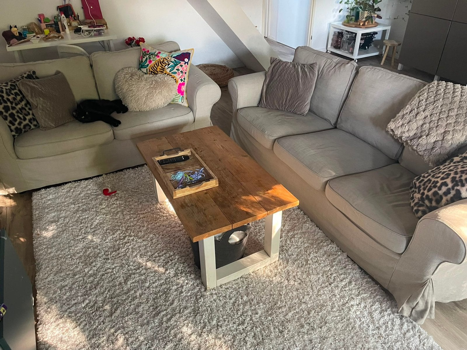 VANDAAG GRATIS AF TE HALEN: 2 en 3 zitsbank ektorp IKEA, Huis en Inrichting, Ophalen, Gebruikt, Driepersoons, 75 tot 100 cm