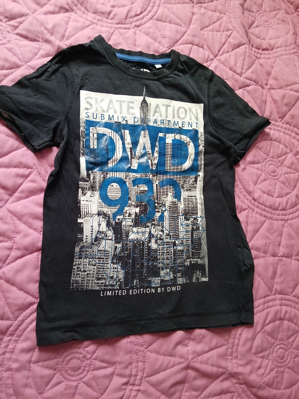 DWD T-shirt zwart maat 134/140, Ophalen of Verzenden, Zo goed als nieuw, Shirt of Longsleeve, Jongen
