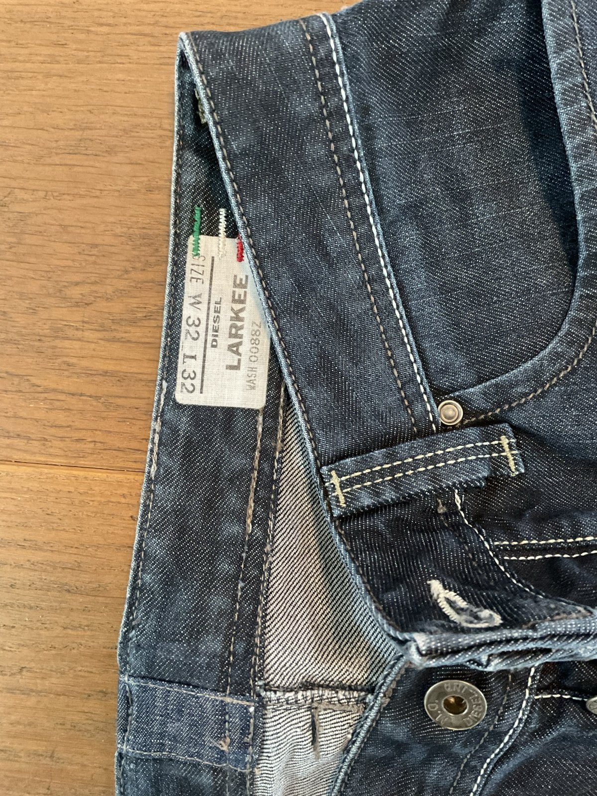 Diesel Larkee Jeans W32/L32 Blauw, Kleding | Heren, Ophalen of Verzenden, Zo goed als nieuw, Blauw, W32 (confectie 46) of kleiner