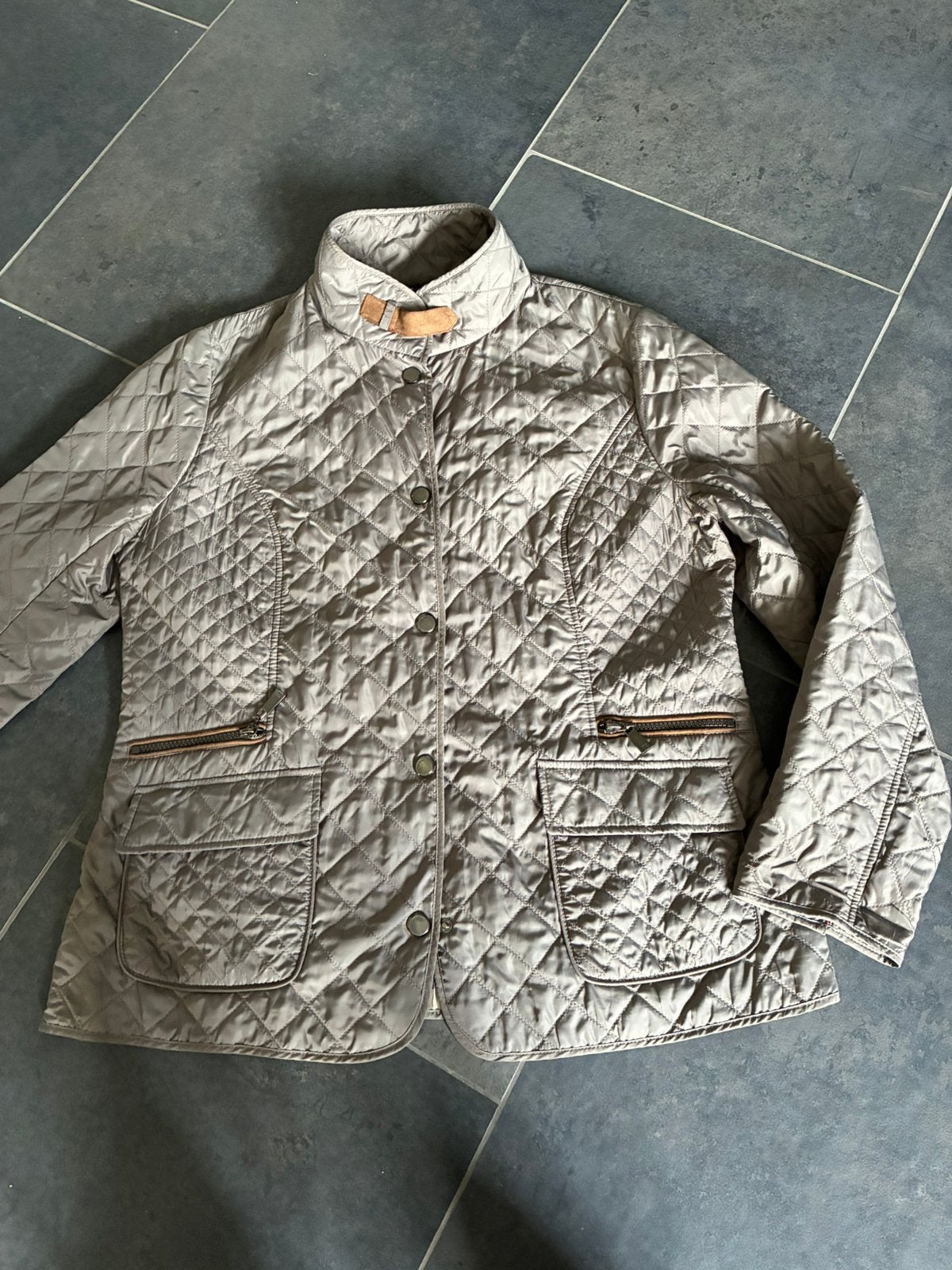 JUNGE heerlijke jas zgan 42, Ophalen of Verzenden, Zo goed als nieuw, Maat 42/44 (L)