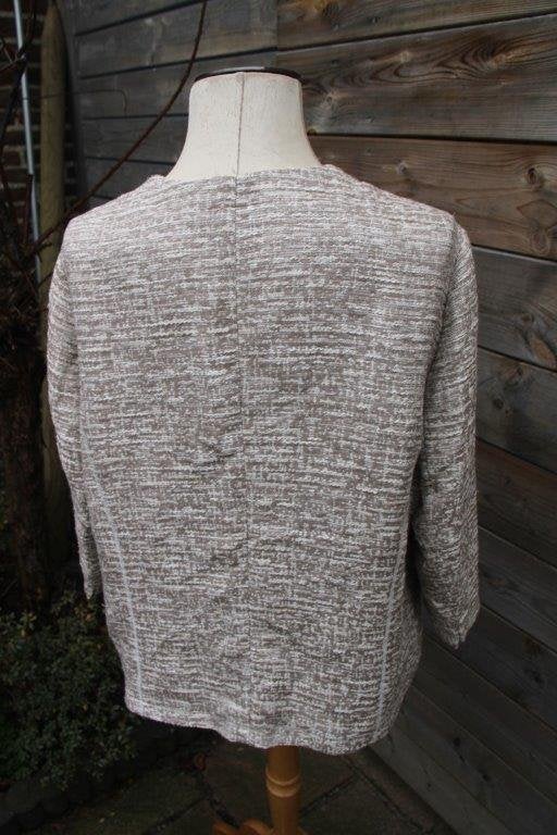 Jasje beige Gerry Weber mt 46 drukknoop Vaste prijs, Beige, Maat 46/48 (XL) of groter, Ophalen of Verzenden, Zo goed als nieuw