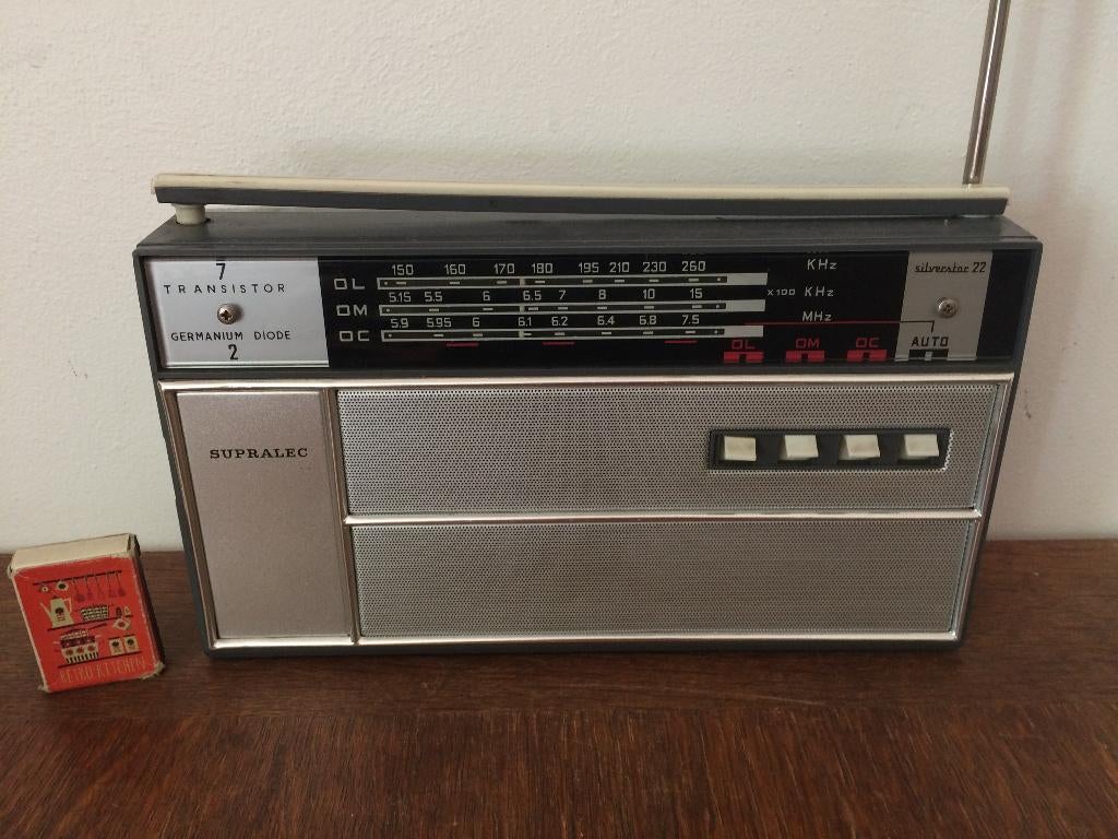 Jaren 60 transitorradio Supralec Silverstar 22 vintage radio, Ophalen of Verzenden, Gebruikt, Transistorradio