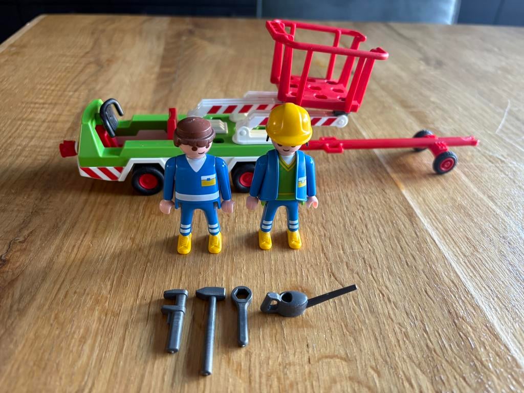 2001 Playmobil 3197 Airport Service Vehicle, Kinderen en Baby's, Speelgoed | Playmobil, Ophalen of Verzenden, Zo goed als nieuw