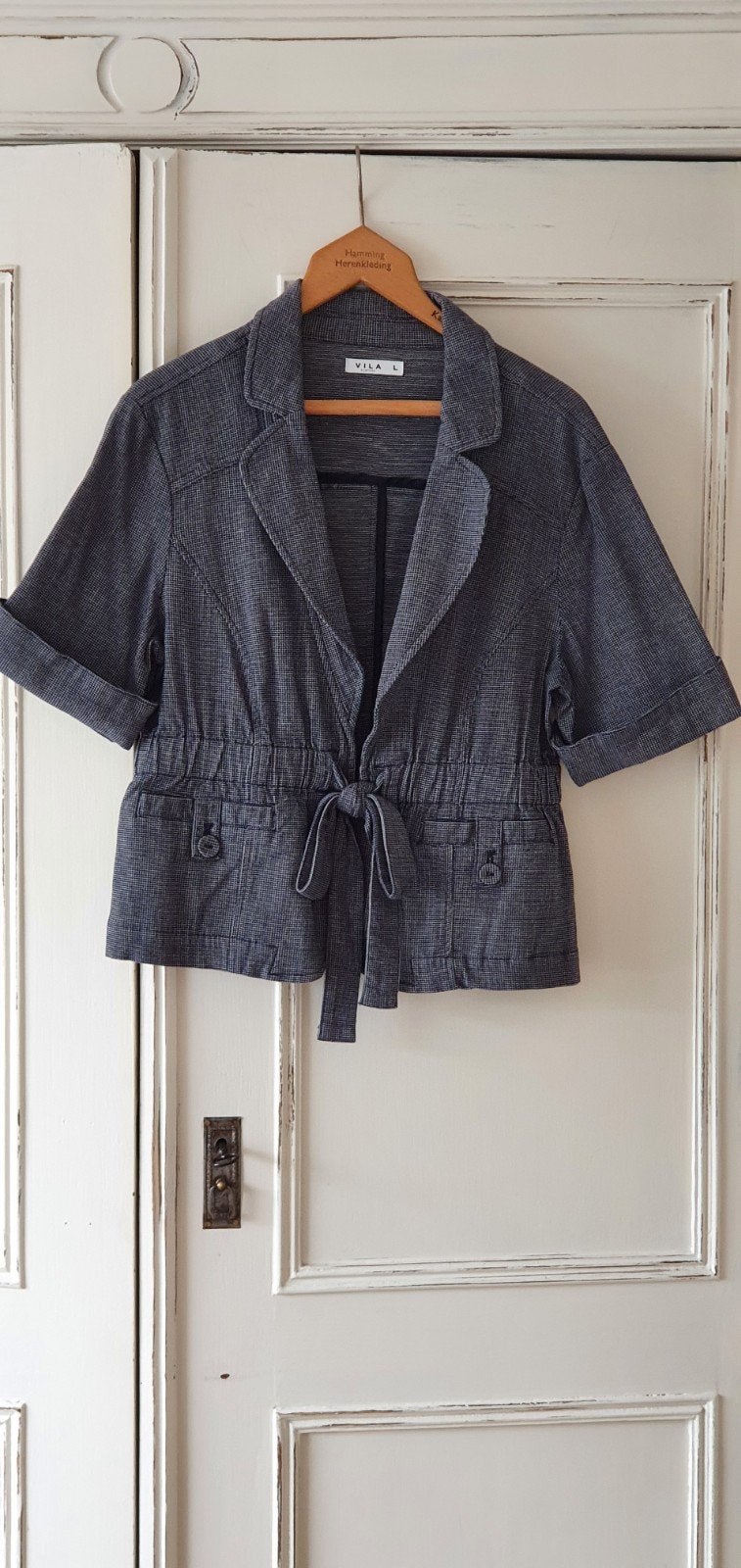 Vila kort jasje/blazer met strikceintuur - Maat L, Kleding | Dames, Blauw, Vila, Maat 42/44 (L), Ophalen of Verzenden