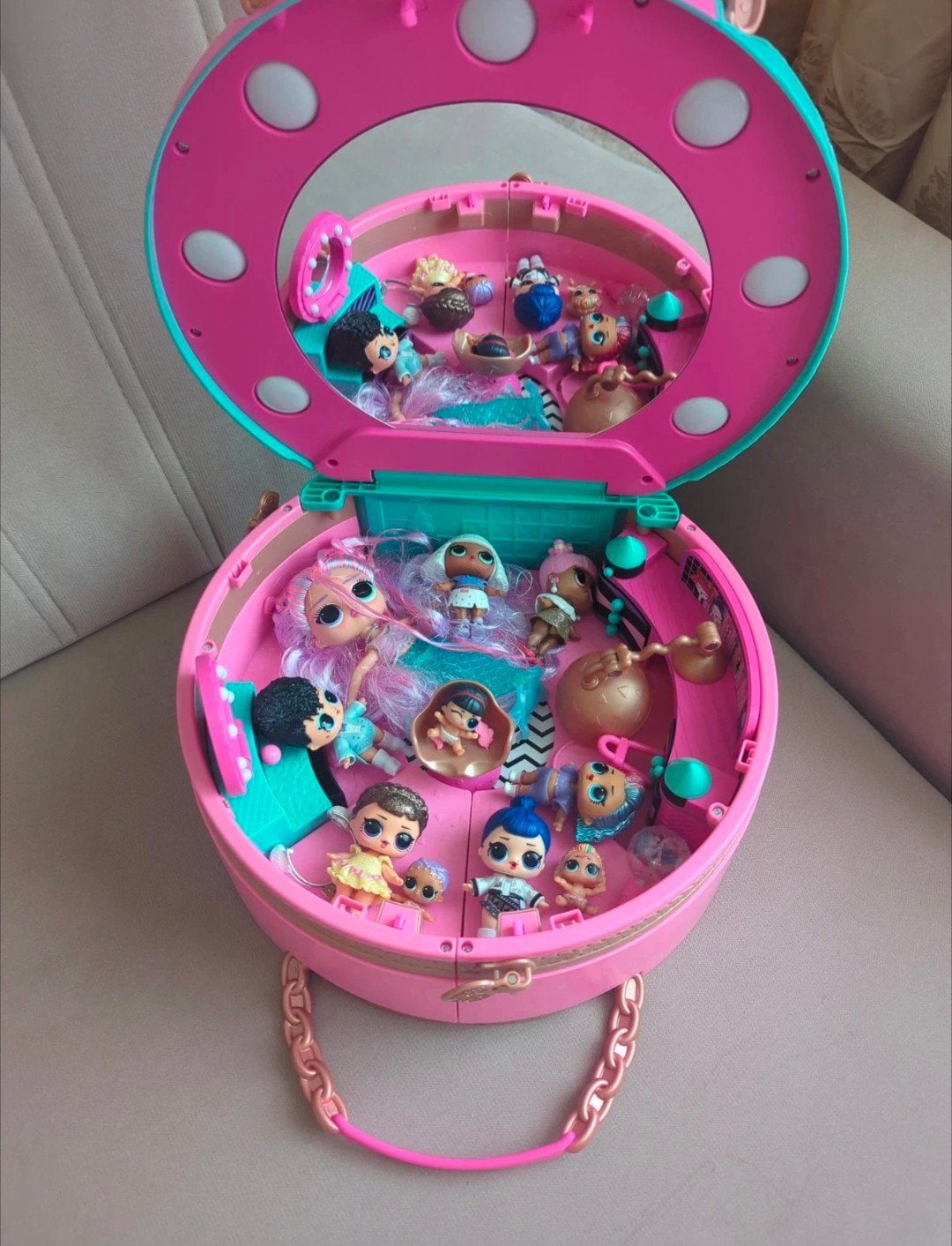 L.O.L. Surprise Dream Doll House met veel accessoires, Kinderen en Baby's, Speelgoed | Poppenhuizen, Ophalen of Verzenden, Zo goed als nieuw