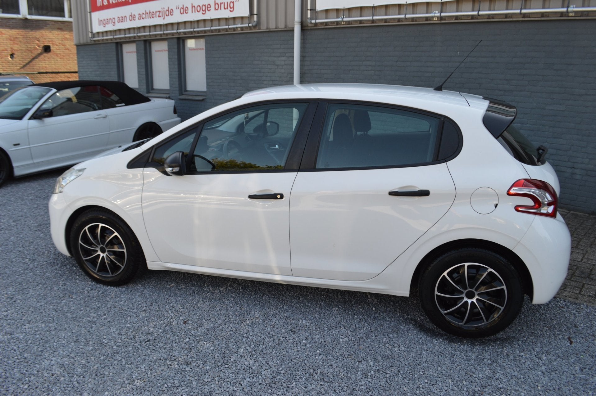 Peugeot 208 1.0 VTi Airco| 5Drs | Nieuwe Distributie riem| G, Auto's, Peugeot, Voorwielaandrijving, Euro 5, Gebruikt, 31 €/maand
