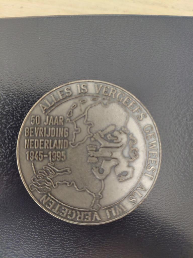 Herdenkingsmunt 50 Jaar Bevrijding Nederland 1945-1995, Postzegels en Munten, Penningen en Medailles, Ophalen of Verzenden