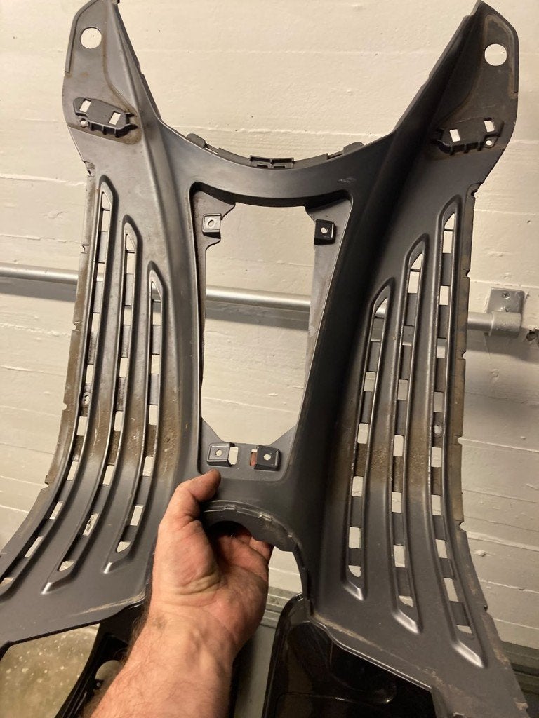 Voetenplank treeplank Vespa Sprint primavera mat grijs 707, Ophalen, Gebruikt, Kap, Vespa