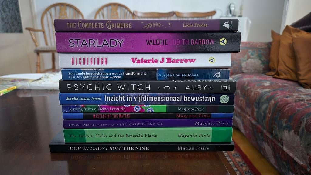 Starseed & Witch boeken set | Bewustzijn & spiritualiteit●11, Boeken, Esoterie en Spiritualiteit, Zo goed als nieuw, Overige typen