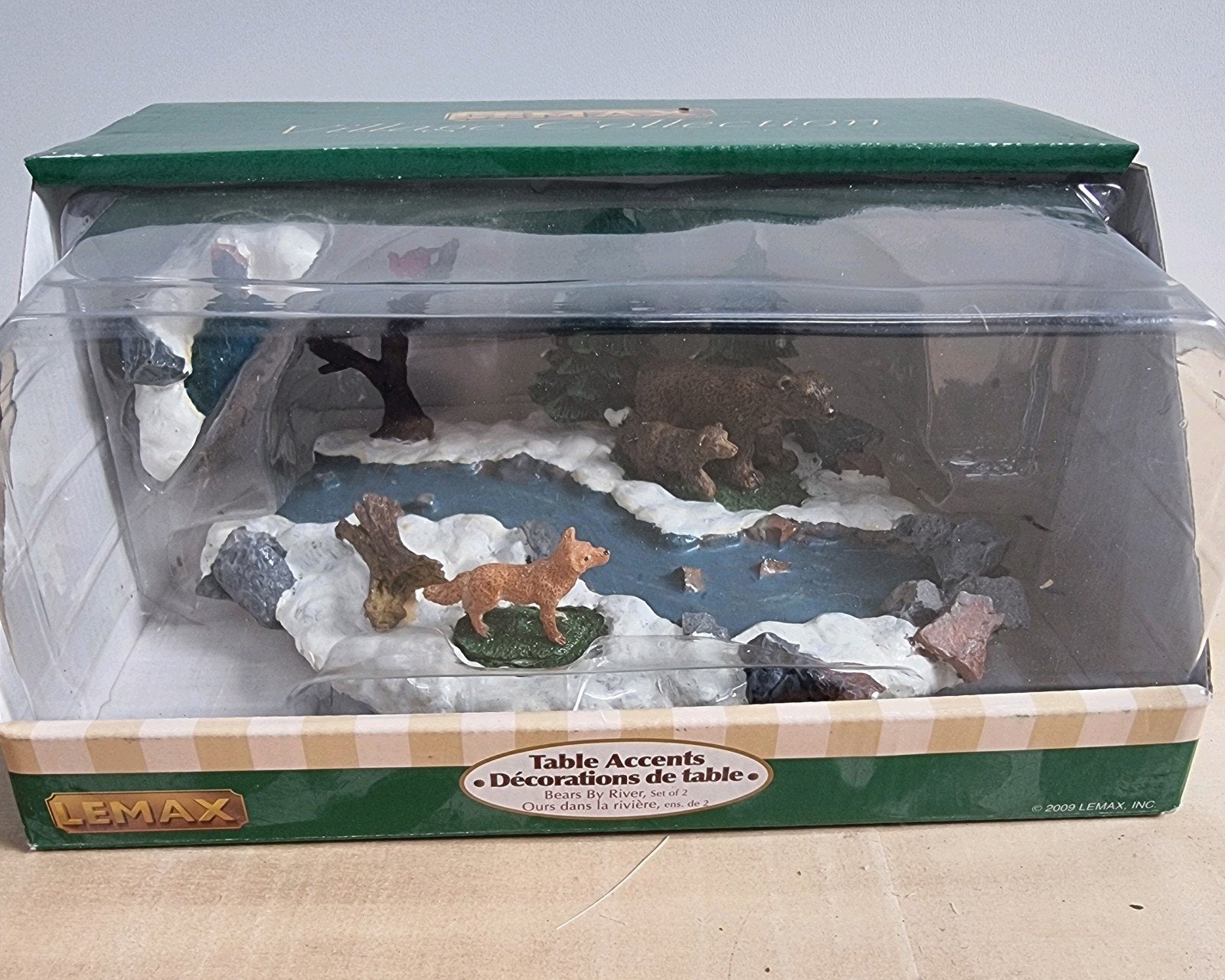 Lemax table accent " Bears by river" set of 2 SKU 93744, Ophalen of Verzenden, Zo goed als nieuw