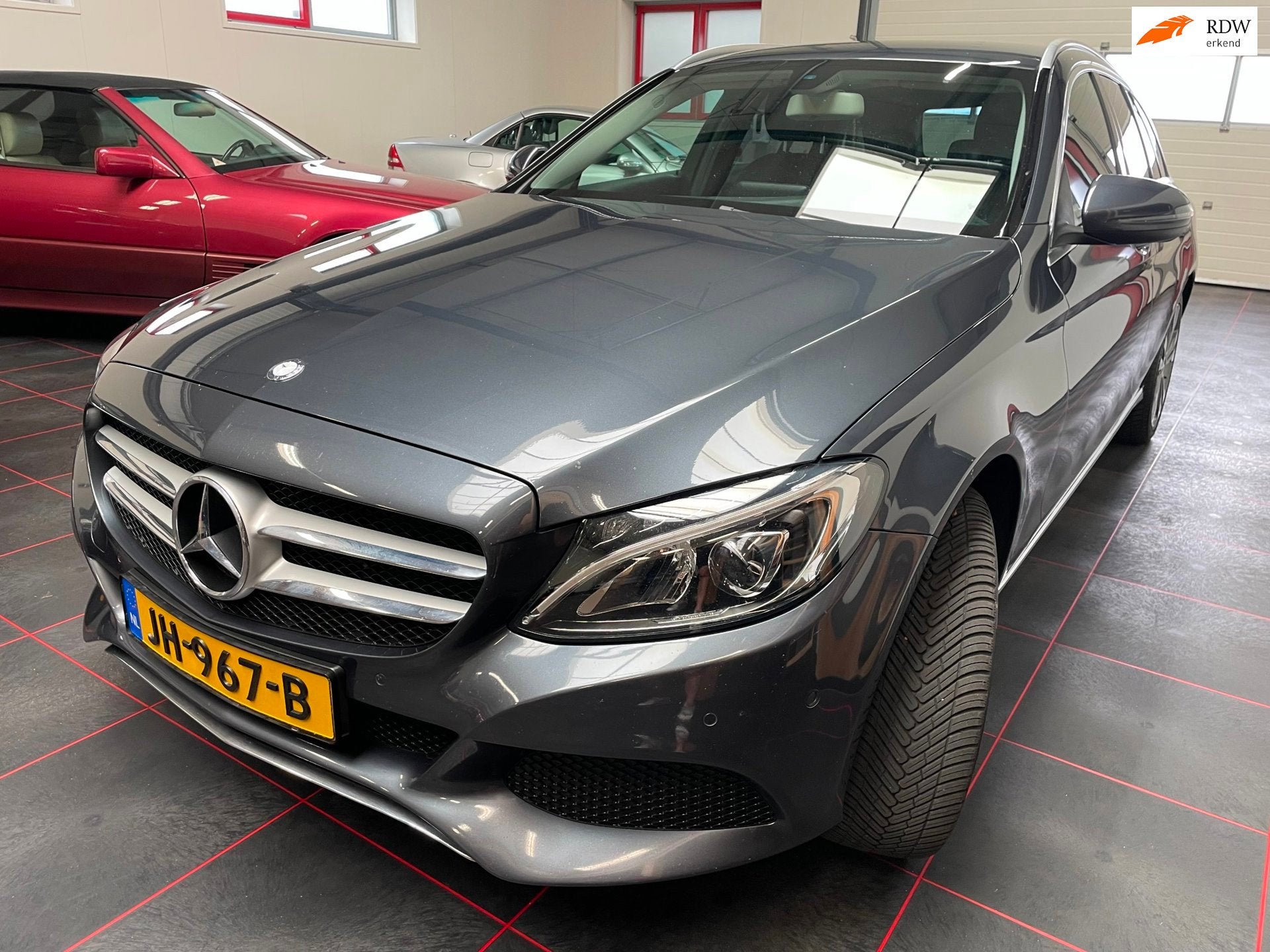 Mercedes-Benz C-klasse Estate 300 CDI HYBRID Lease Edition, Auto's, Automaat, Dealer onderhouden, Achterwielaandrijving, Gebruikt
