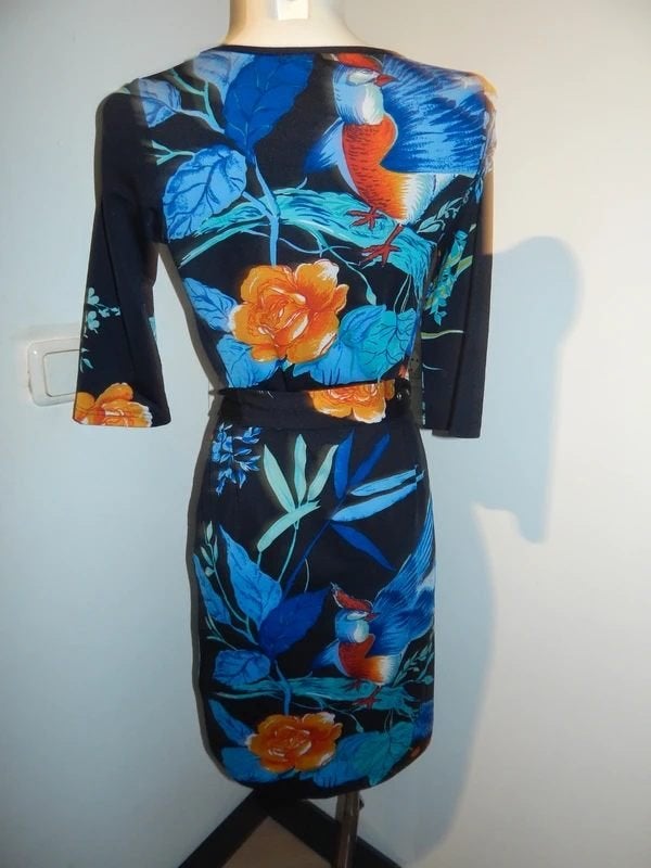 King Louie stretch jurk vogels bloemen pracht kleuren s, Maat 38/40 (M), Verzenden, Zwart, Zo goed als nieuw