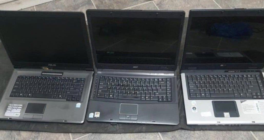 GEZOCHT nietwerkende/defecte laptops/computers/pc's gratis!, Computers en Software, Ophalen, Niet werkend