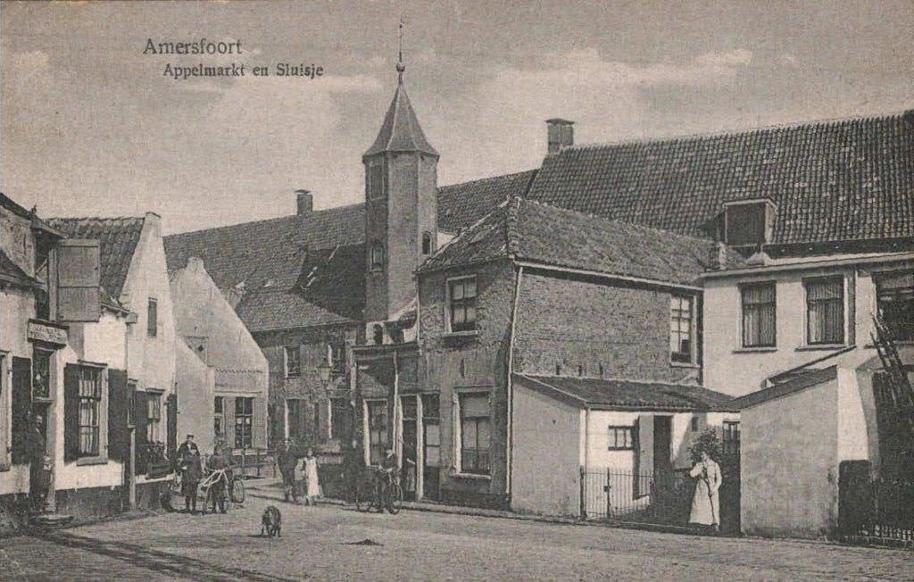 Amersfoort: Appelmarkt en Sluisje - Oude Ansichtkaart, Ophalen of Verzenden, Voor 1920, Ongelopen, Utrecht