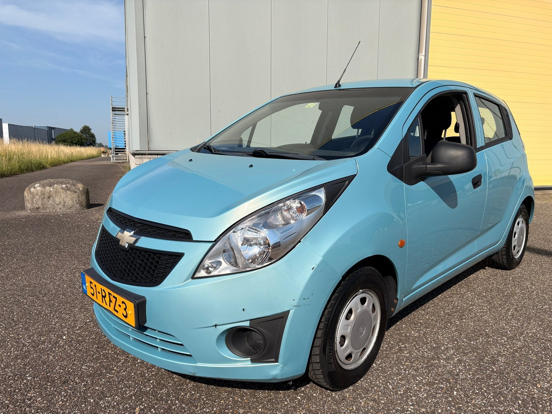 Chevrolet Spark 1.0 16V LE met lichte schade., Voorwielaandrijving, Stof, Gebruikt, 4 cilinders