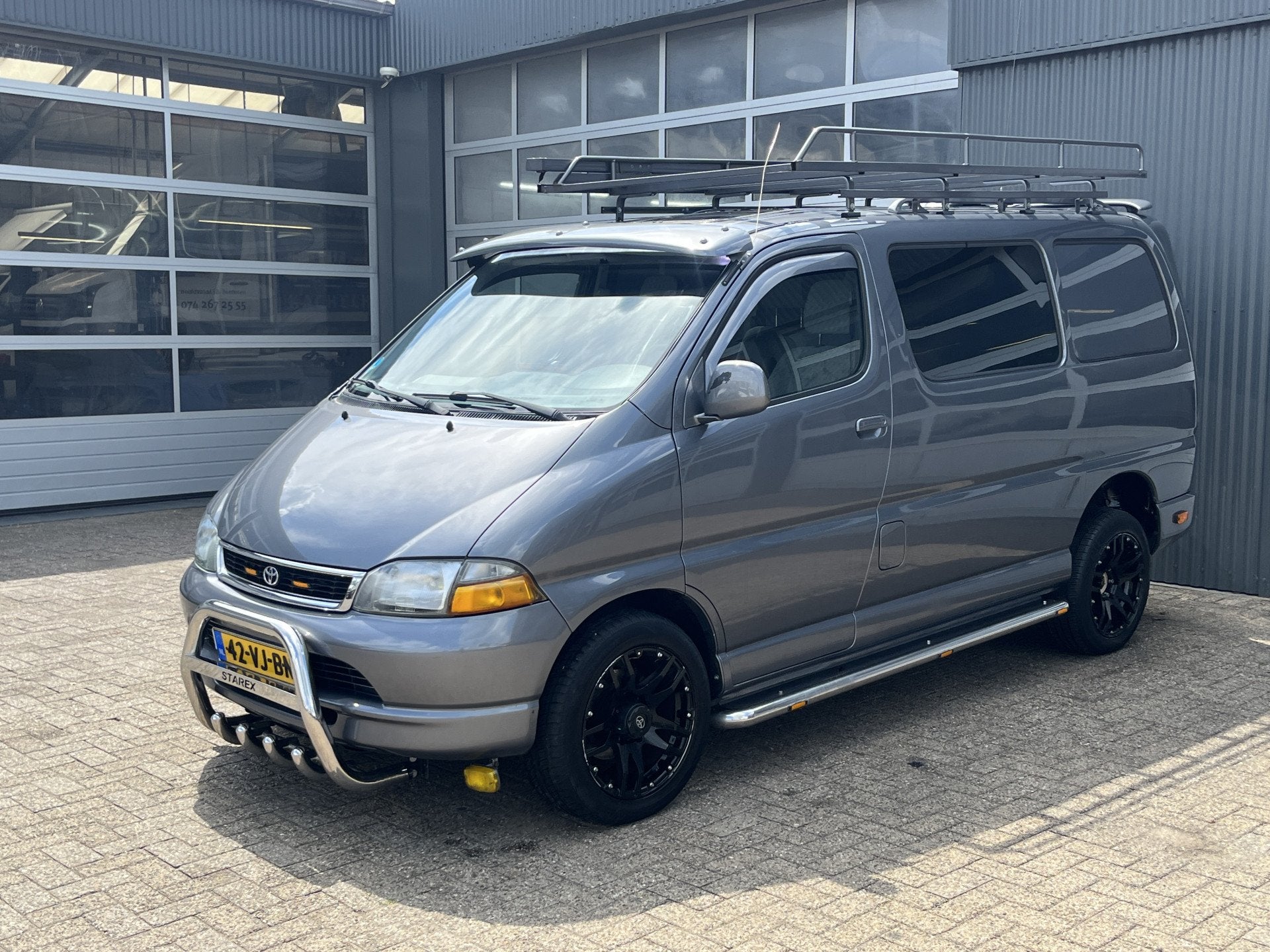 Toyota HiAce 2.7i Benzine DC Automaat Airco Achteruitrijcame, Auto's, Stof, Gebruikt, 1657 kg, Origineel Nederlands