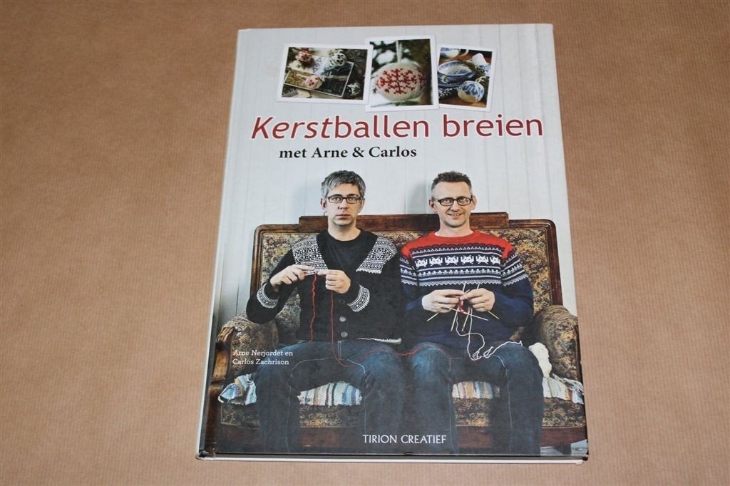 Kerstballen breien met Arne & Carlos., Ophalen of Verzenden, Zo goed als nieuw, Breien en Haken