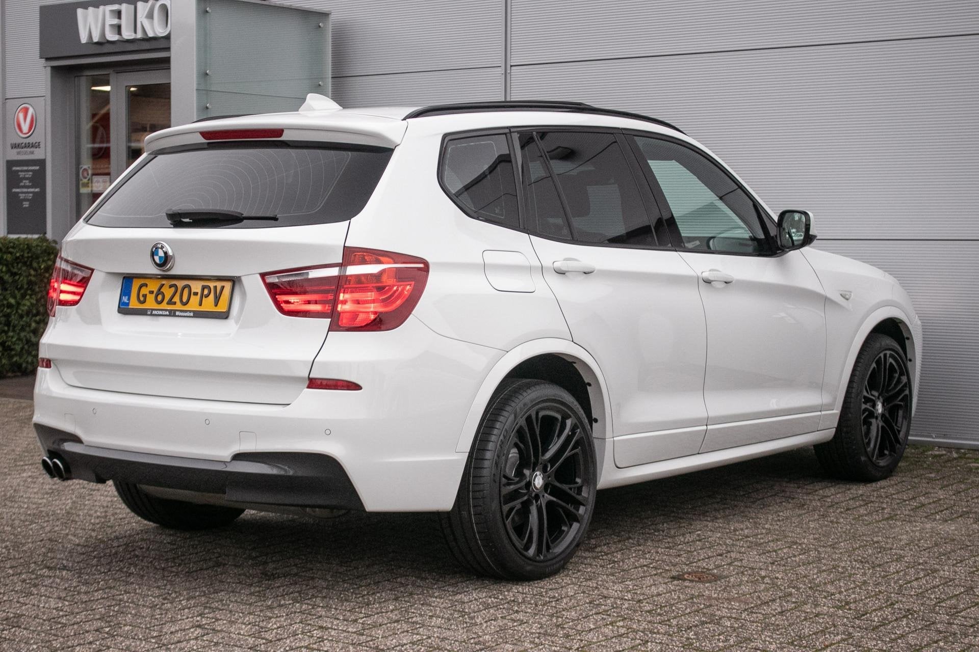 BMW X3 xDrive28i High Executive M-sport - Schuif/kanteldak |, Auto's, BMW, Gebruikt, 4 cilinders, 2000 kg, Wit