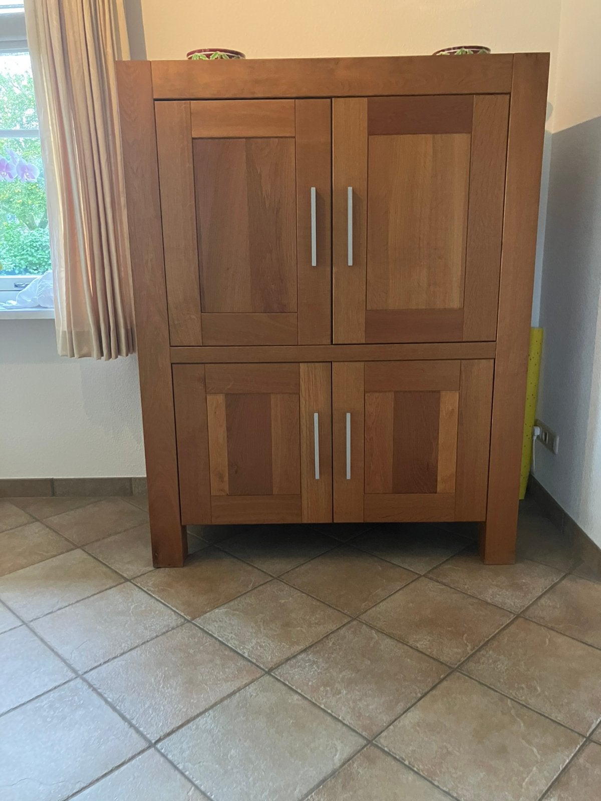 Mooie eiken kast, Huis en Inrichting, Ophalen, 100 tot 150 cm, Zo goed als nieuw, 150 tot 200 cm