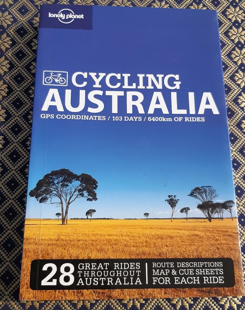 Cycling Australia Lonely Planet Reisgids 420 blz. Australie, Gelezen, Lonely Planet, Reisgids of -boek, Lonely Planet