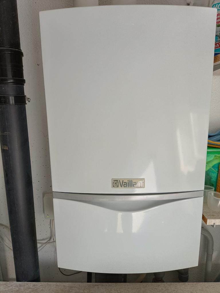 Vaillant HR solide Combi cv ketel VHR 24-28 cw4, Ophalen, 30 tot 80 cm, Gebruikt, Hoog rendement (Hr)