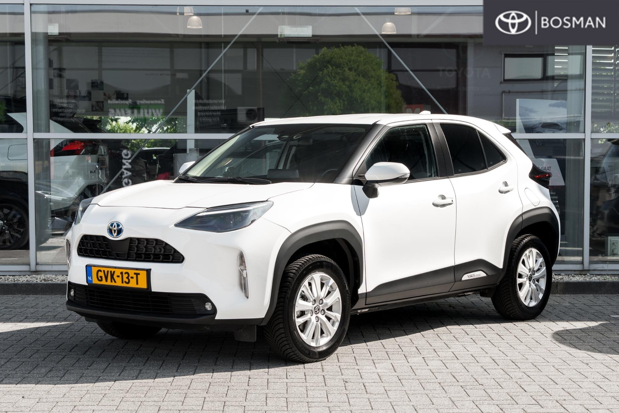Toyota Yaris Cross 1.5 Hybrid Active, Stof, Gebruikt, 116 pk, Wit