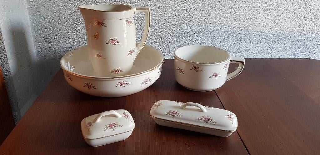 Heel mooie authentieke Vintage Lampet set. Vijfdelige Boch., Antiek en Kunst, Antiek | Keramiek en Aardewerk, Ophalen of Verzenden