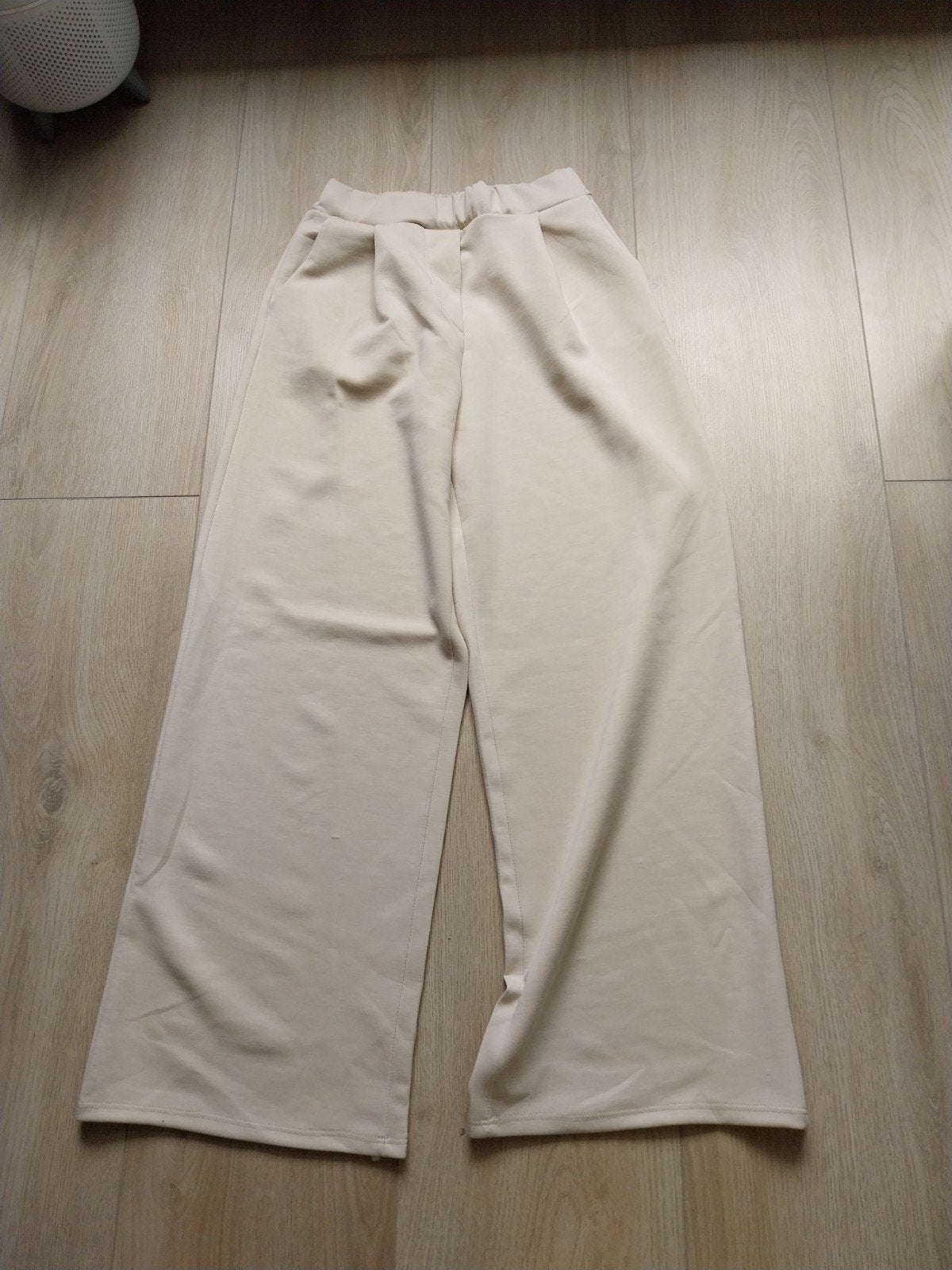huispak / pak, Beige, Maat 42/44 (L), Nieuw, Ophalen of Verzenden