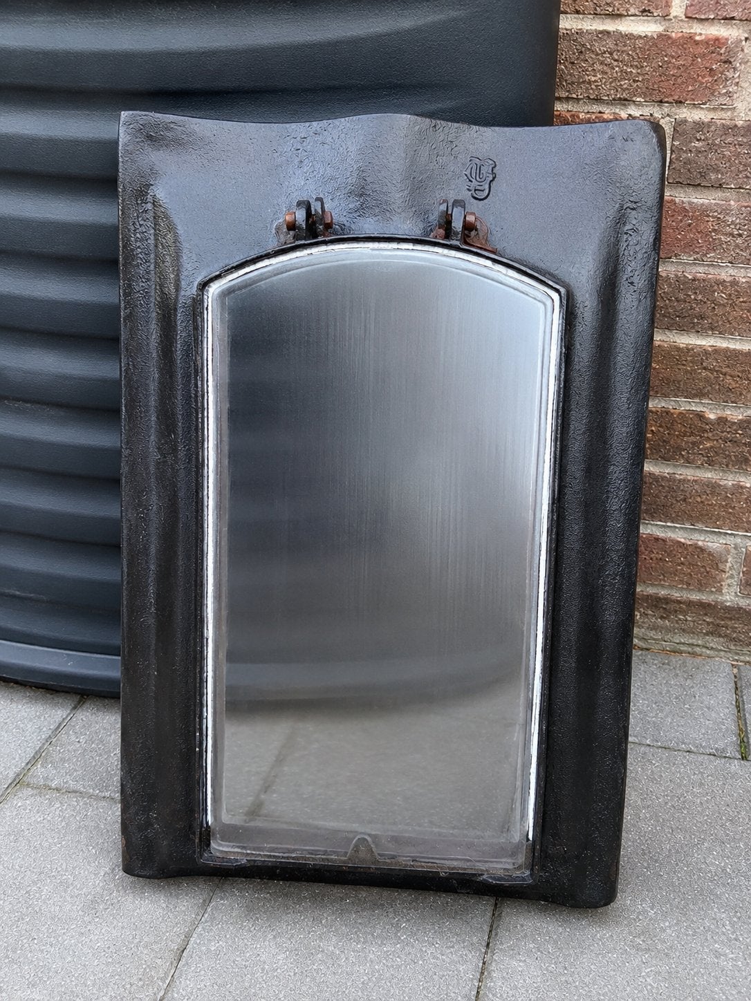 Authentiek gietijzeren dakraam / stalraam met glas, Doe-het-zelf en Verbouw, Glas en Ramen, Zo goed als nieuw, Dakraam, Minder dan 80 cm