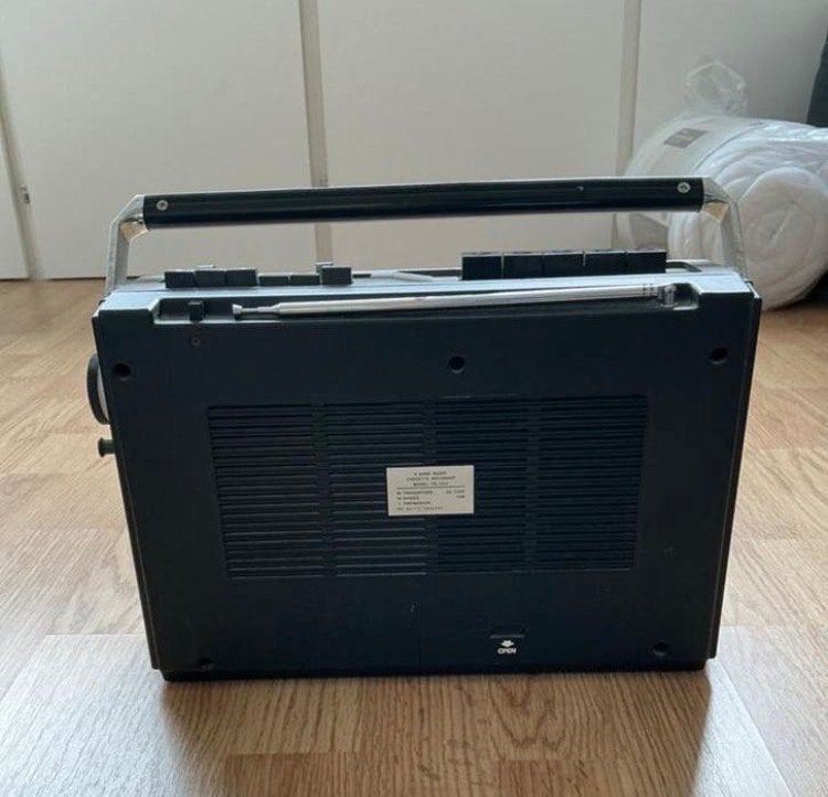 Vintage Tokyo Cobra Radio Cassette Recorder, Ophalen of Verzenden, Gebruikt, Radio