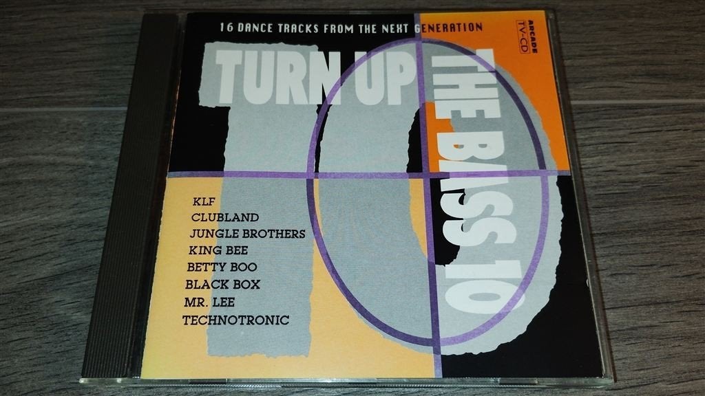 Turn Up The Bass 10, Ophalen of Verzenden, Zo goed als nieuw, Poprock