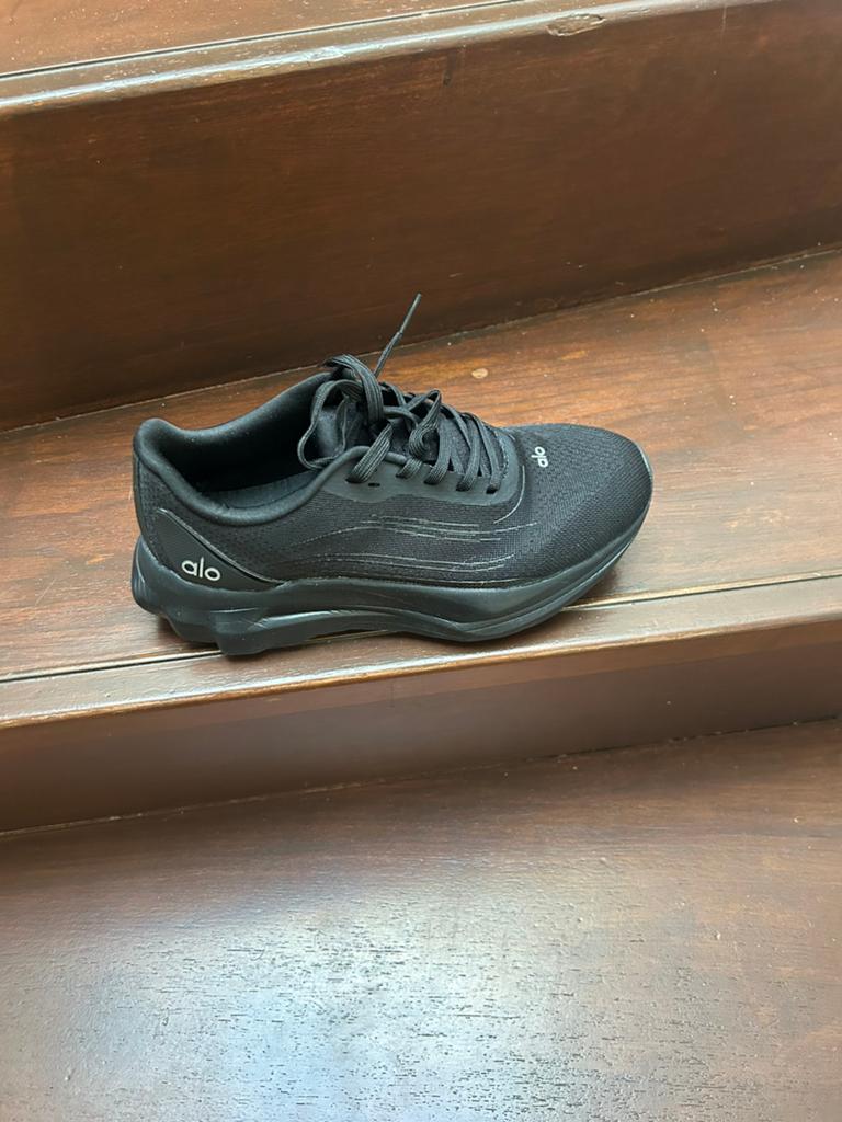 Alo schoenen maat 37 shoes merkschoenen, Ophalen of Verzenden, Zo goed als nieuw, Zwart