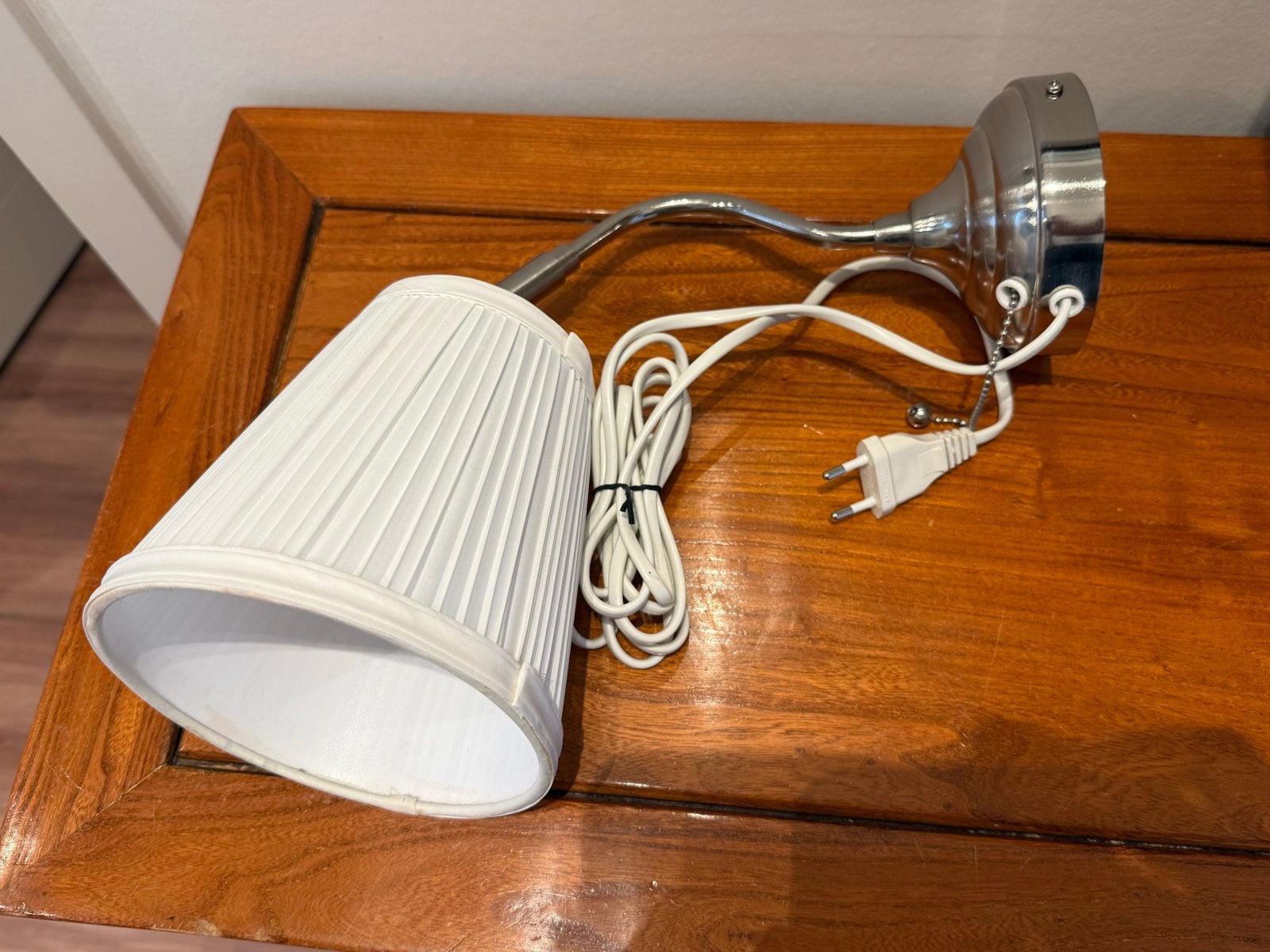 IKEA Årstid Wandlampje, Ophalen of Verzenden, Zo goed als nieuw, Metaal, E14 (klein)