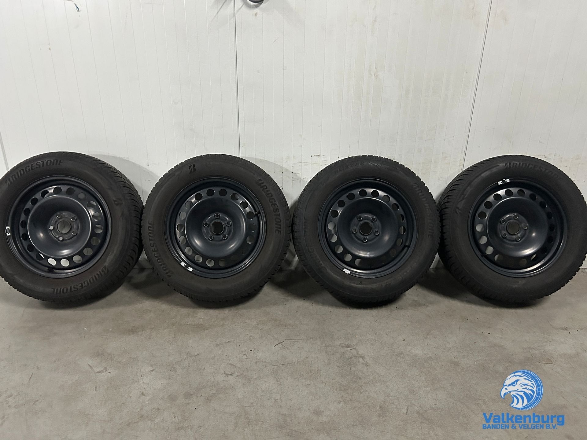 7-8mm! Originele VW Tiguan Audi Q3 Seat Tarraco Skoda Kodiaq, -, -, Banden en Velgen, 17 inch