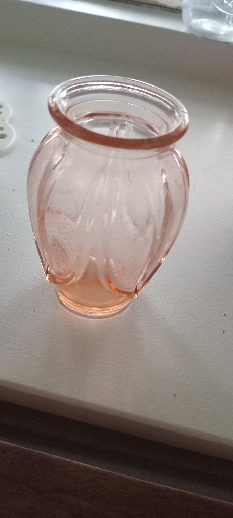 Vintage Roze Lepelvaasje., Antiek en Kunst, Antiek | Glas en Kristal, Ophalen of Verzenden